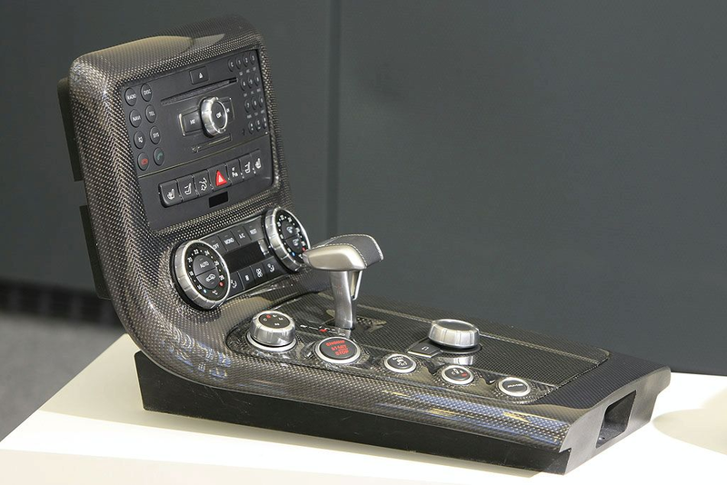 Illustration for article titled Mercedes AMG SLS Gullwing Teasers Show Off Simple, Sexy Interior